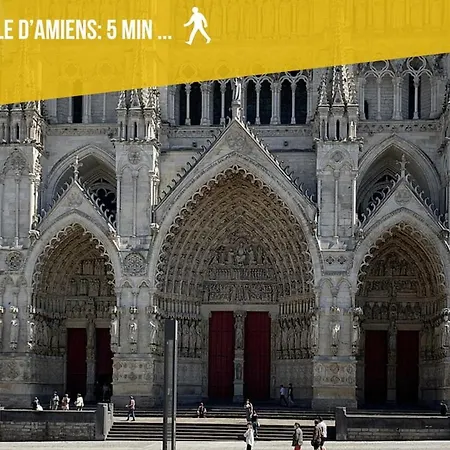 Le Bleu Urbain Chic En Centre-ville