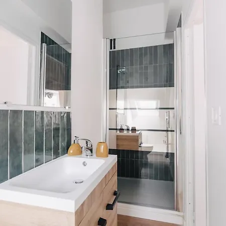 Le Bleu Urbain Chic En Centre-ville Amiens