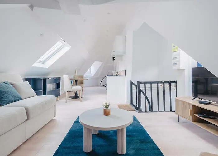 Le Bleu Urbain Chic En Centre-ville Apartment *