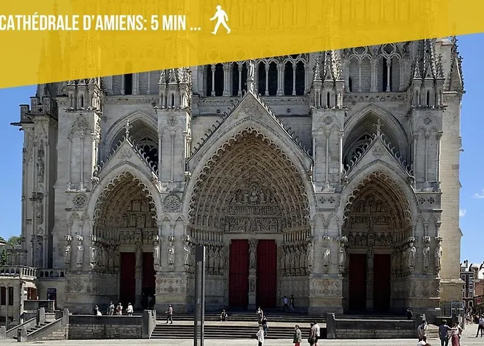 Le Bleu Urbain Chic En Centre-ville