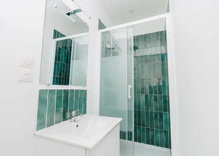 Le Bleu Urbain Chic En Centre-ville Apartment *